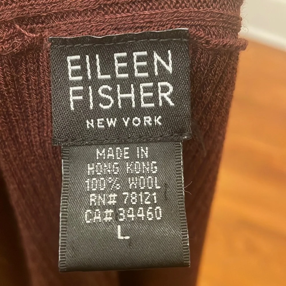 Eileen Fisher Ribbed Wool Cardigan in Chestnut. Size L. Gently Worn.